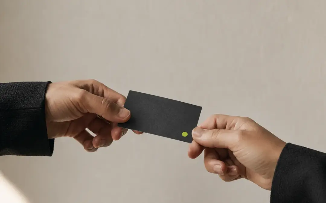 Cartões de visita NFC: como funcionam e porque o papel está a acabar